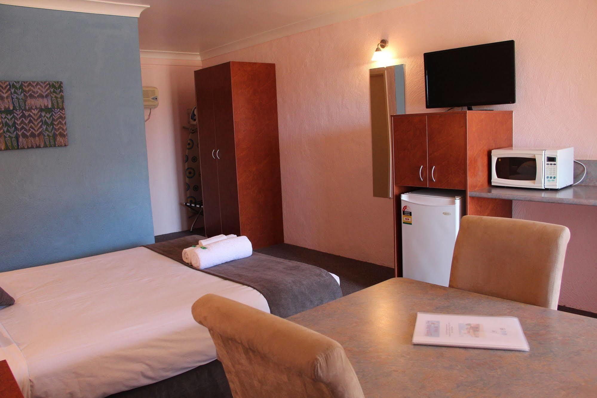 Childers Gateway Motor Inn Ngoại thất bức ảnh