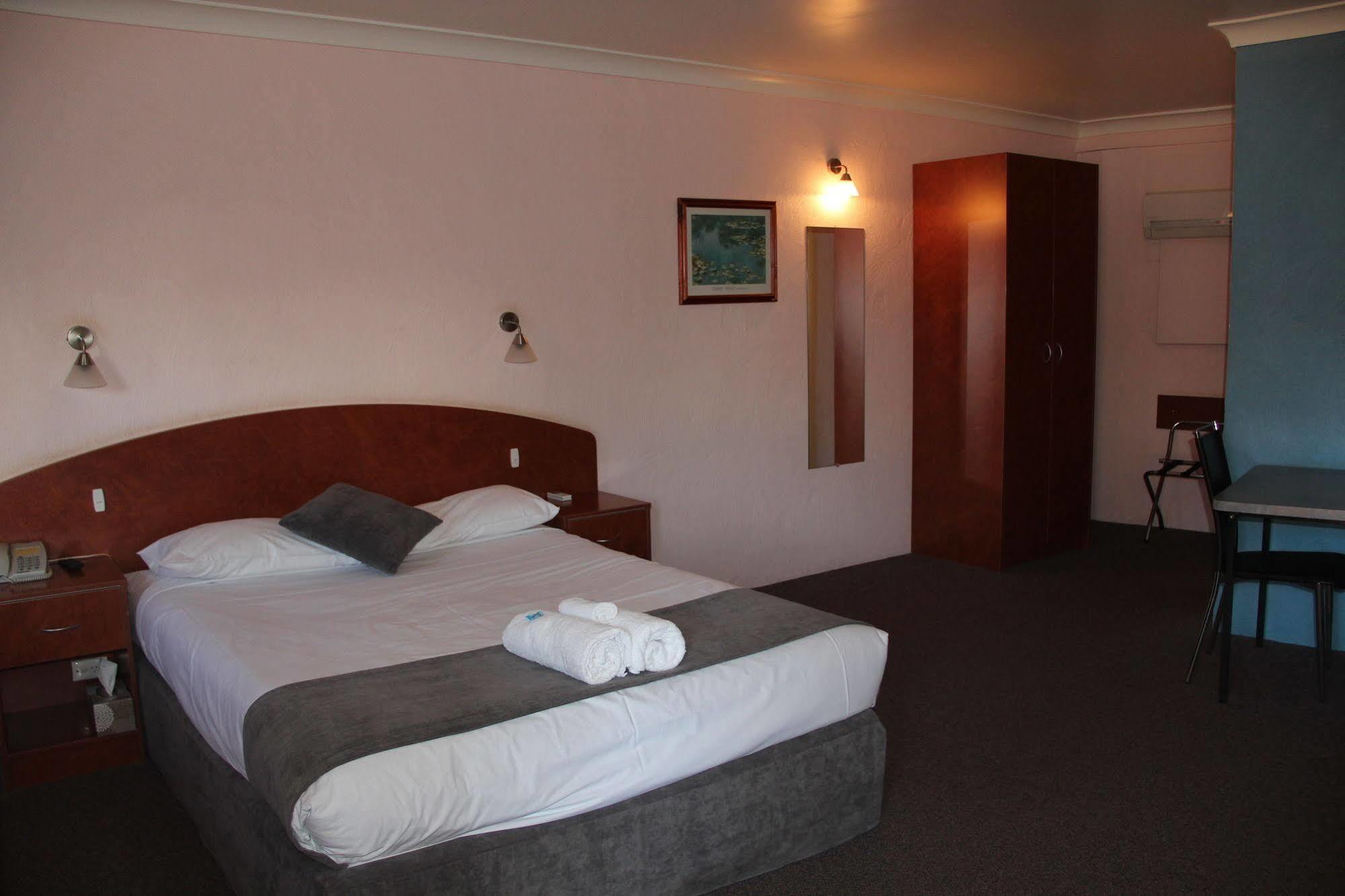 Childers Gateway Motor Inn Ngoại thất bức ảnh