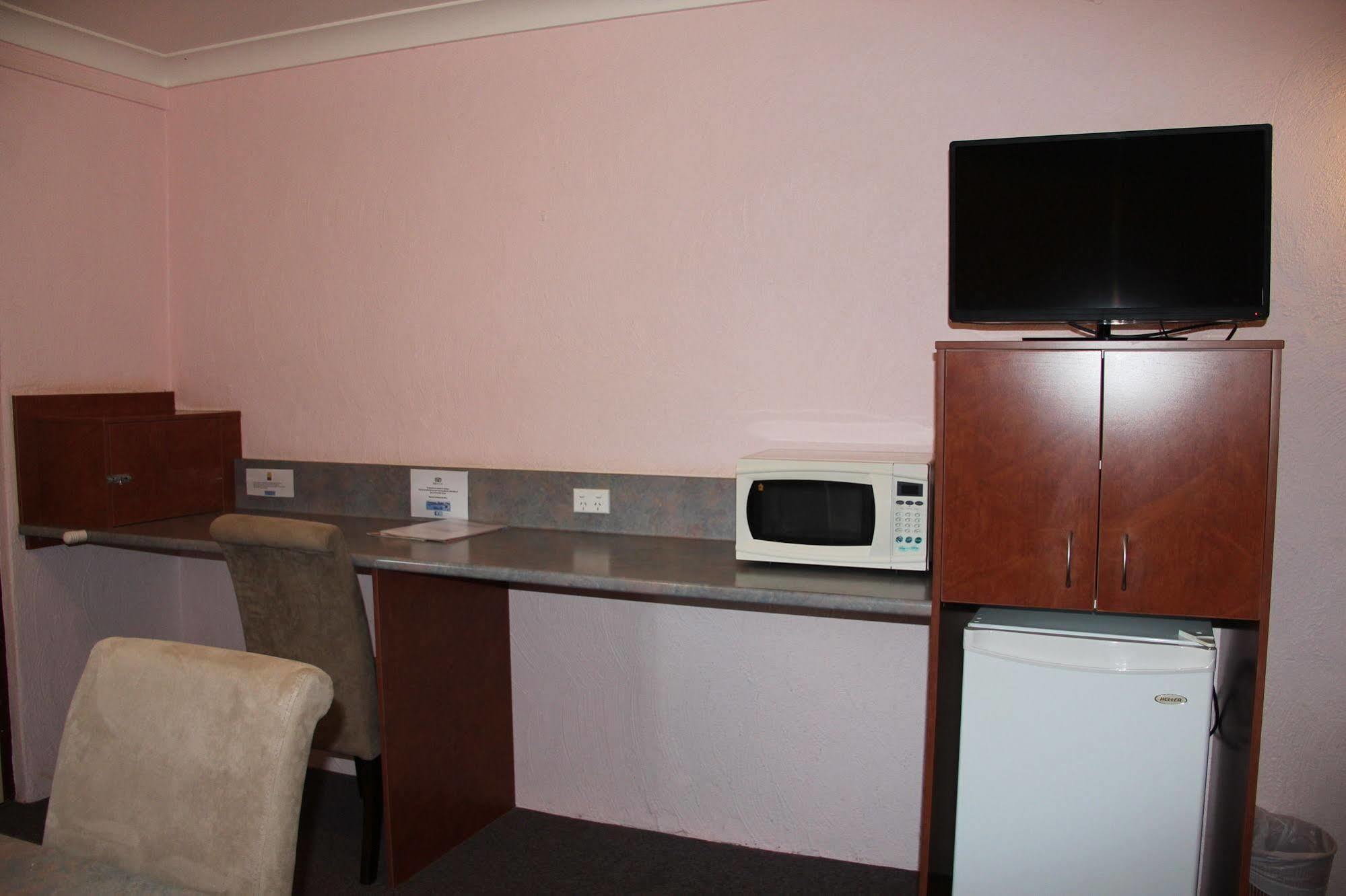 Childers Gateway Motor Inn Ngoại thất bức ảnh