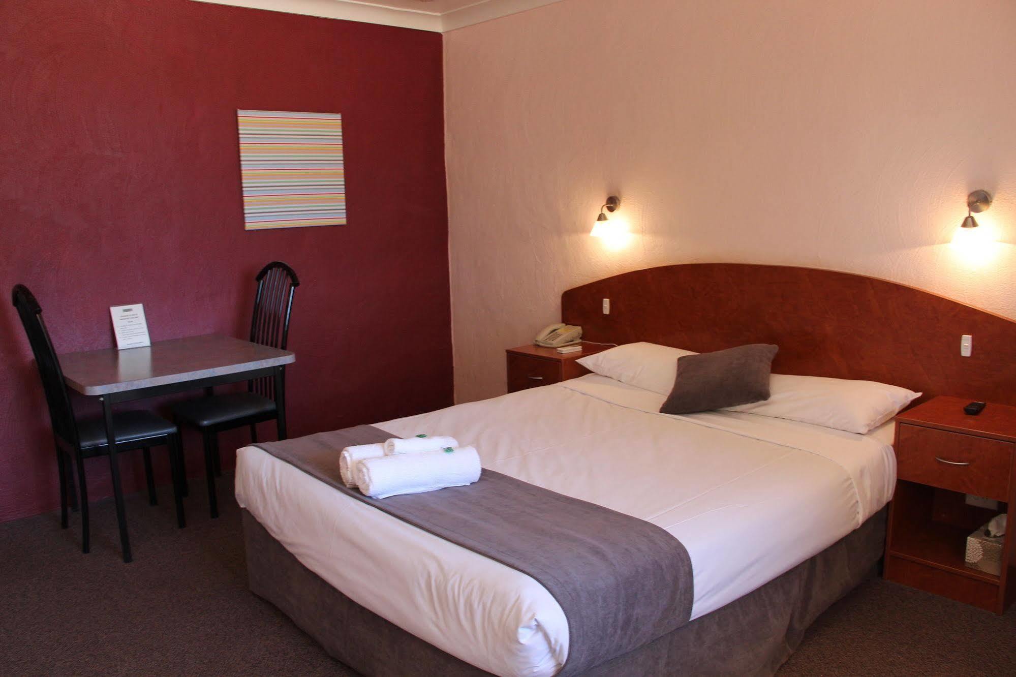 Childers Gateway Motor Inn Ngoại thất bức ảnh